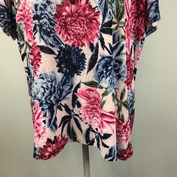 JM Collections floral tee - Picture 2 of 8